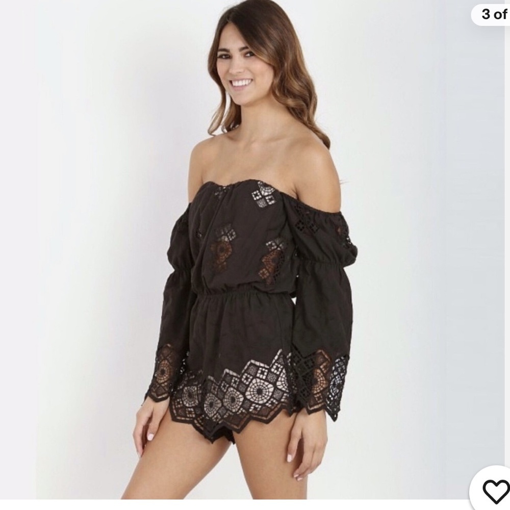 ✨ Stone Cold Fox Aden Black‎ Off Shoulder Cotton Lace Romper Size 2 NWT ✨